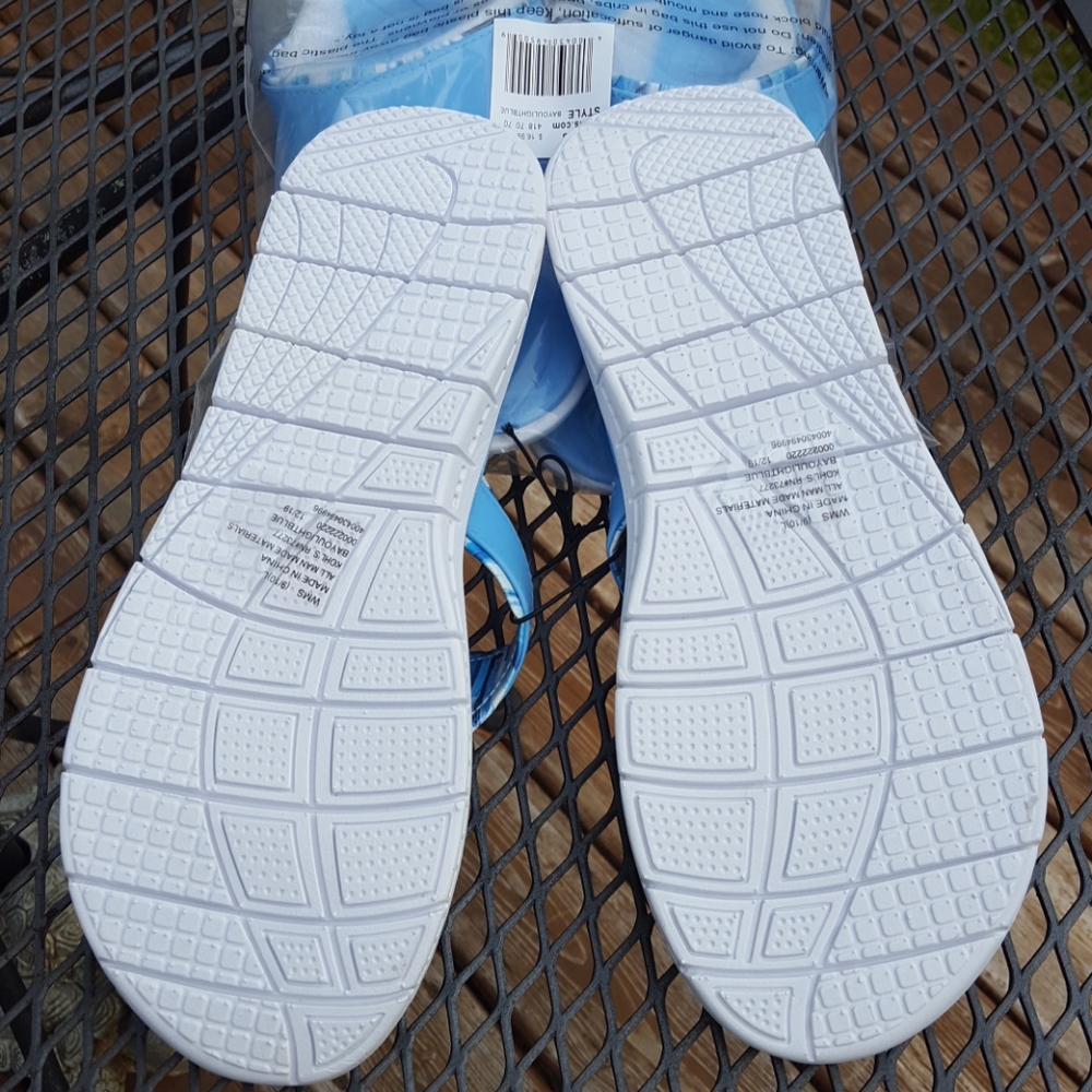 NWT women's Tek Gear light blue sandals - Picture 4 of 10